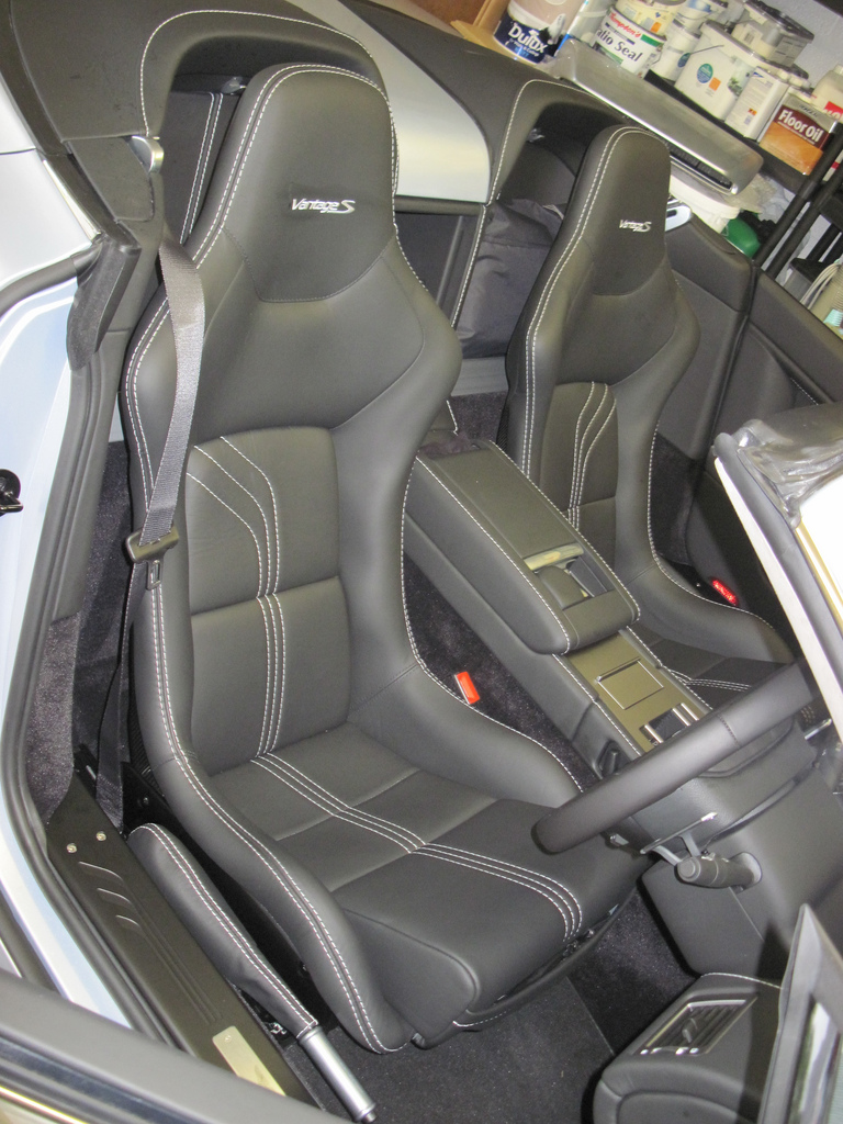 V8 Vantage Roadster Sports Seats 6222880437_6b6496037f_b.jpg